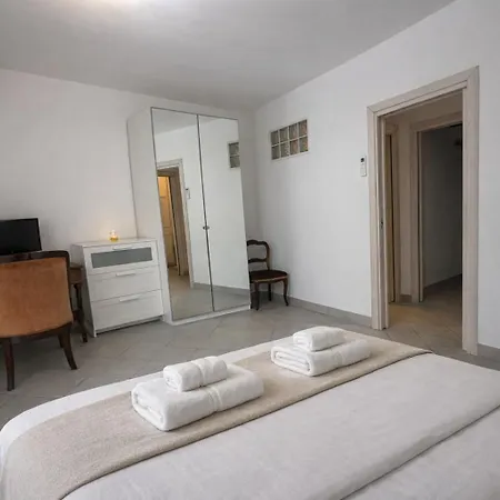 Casa145 شقة سانريمو