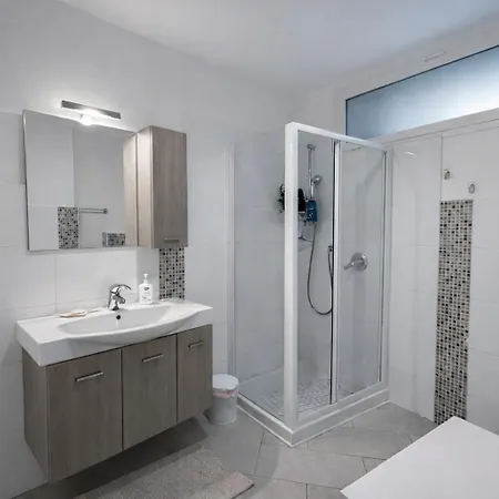 L&r - Casa145 - Tranquillo E Comodo Al Mare Con Wifi San Remo